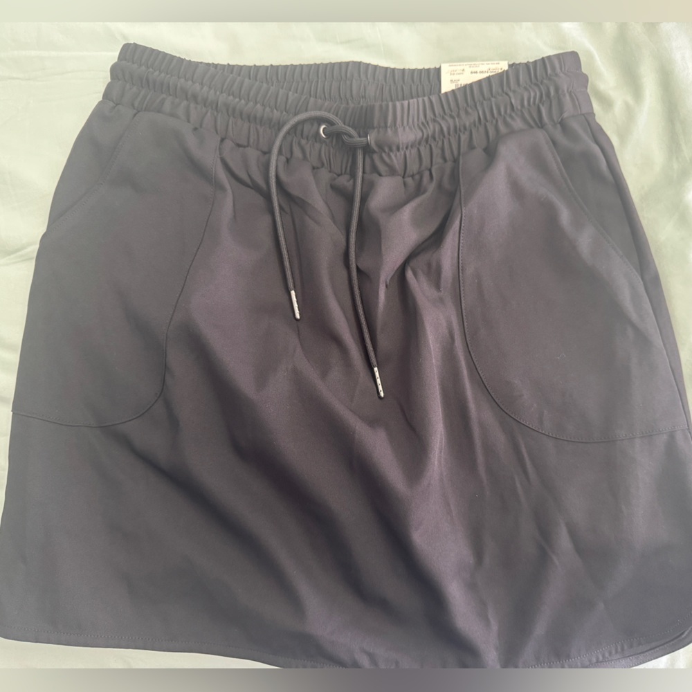 NWT St. John’s bay black skort Sz S black mid rise